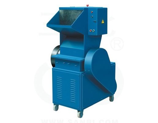 China PET a máquina de recicl plástica do PVC, equipamento de moedura do plástico para o esmagamento waste fornecedor